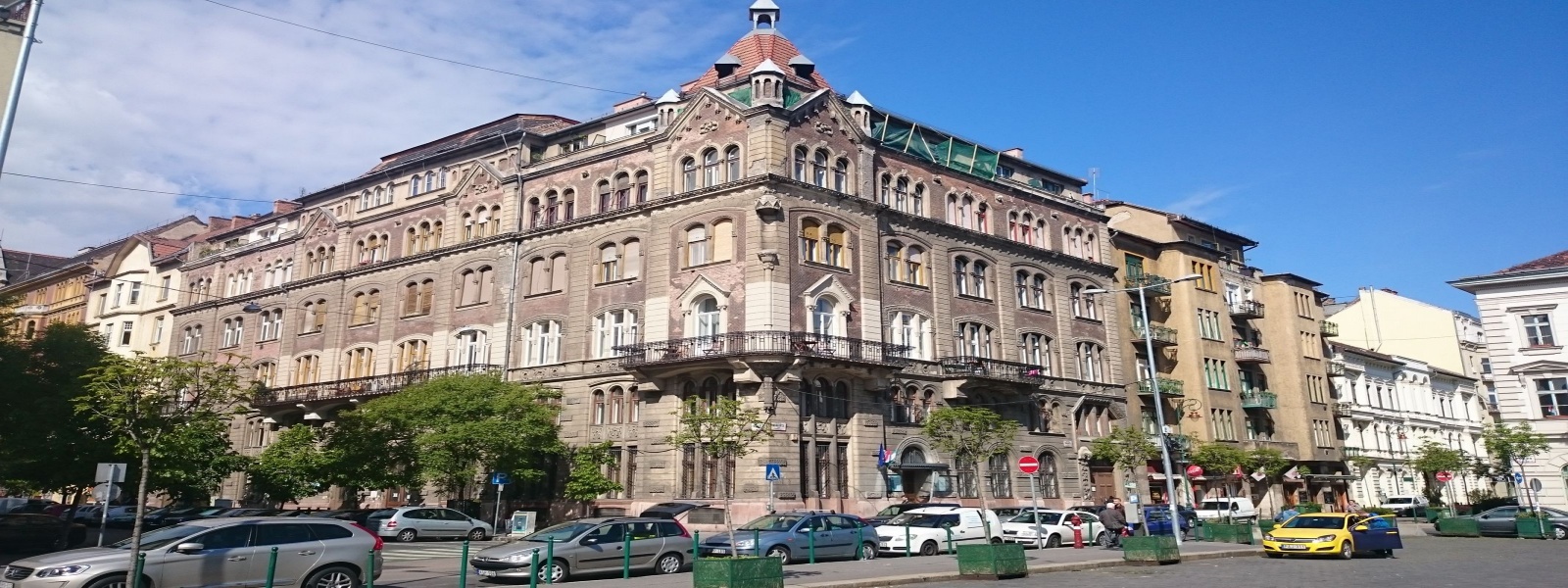 Bakacs square Best Budapest Real Estate Agency, Buy Apartments