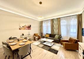 Hungary, 3 Bedrooms Bedrooms, ,2 BathroomsBathrooms,Apartment,For sale,1388