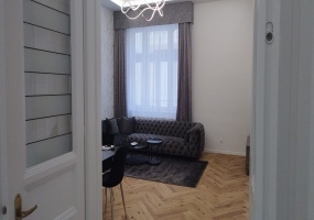 Hungary, 2 Bedrooms Bedrooms, ,2 BathroomsBathrooms,Apartment,For sale,1390